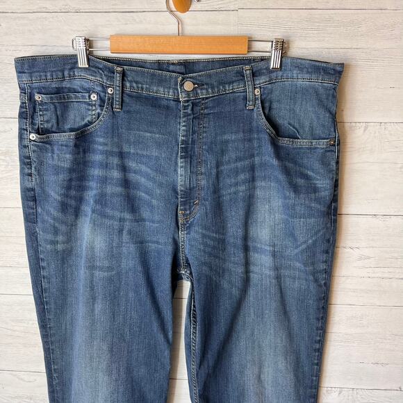 Levis Jeans Mens Size 44 X 36 Medium Wash 559 Relaxed Straight Leg Cotton Blend - Picture 5 of 16